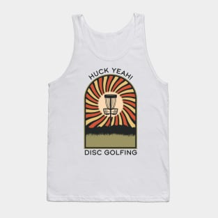 Huck Yeah! Disc Golfing | Disc Golf Vintage Retro Arch Mountains Tank Top